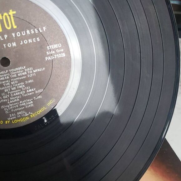 Tom Jones Vinyl Record - Picture 8 of 12